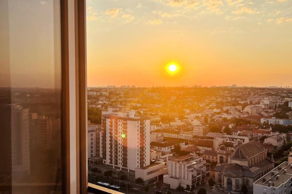 Apartamento Ciel De Paris : Vue Tour Eiffel Choisy-le-Roi Exterior foto